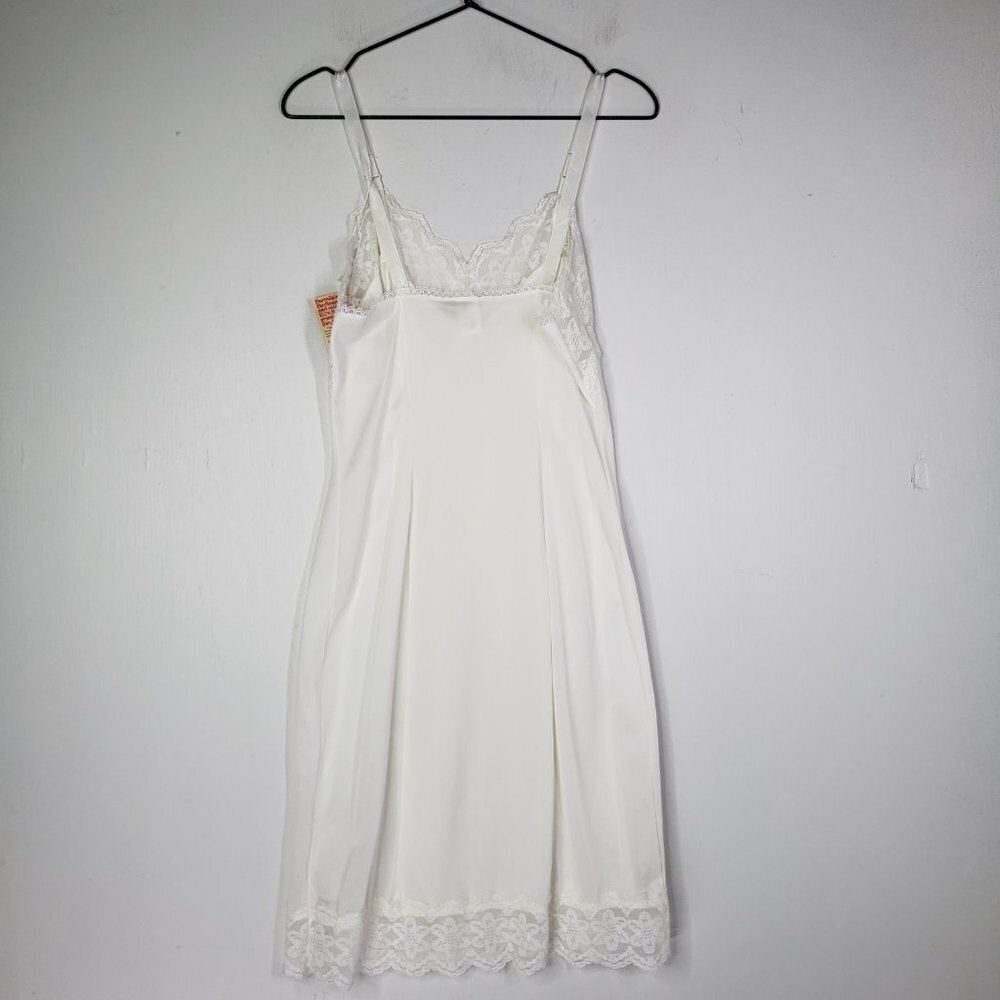 Vintage‎ NWT Movie Star Lace Trimmed Slip White Nylon 34-Tall S XS - Picture 5 of 12